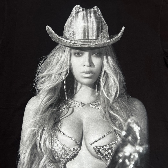 Beyonce Renaissance World Tour 2023 Official Merch T-shirt XL - Picture 3 of 6